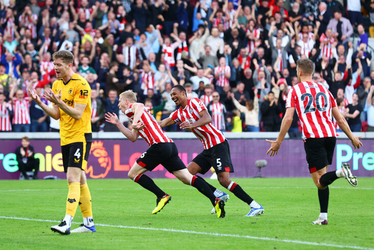 BEN MEE WHEELS AWAY AFTER HIS STUNNING OPENER