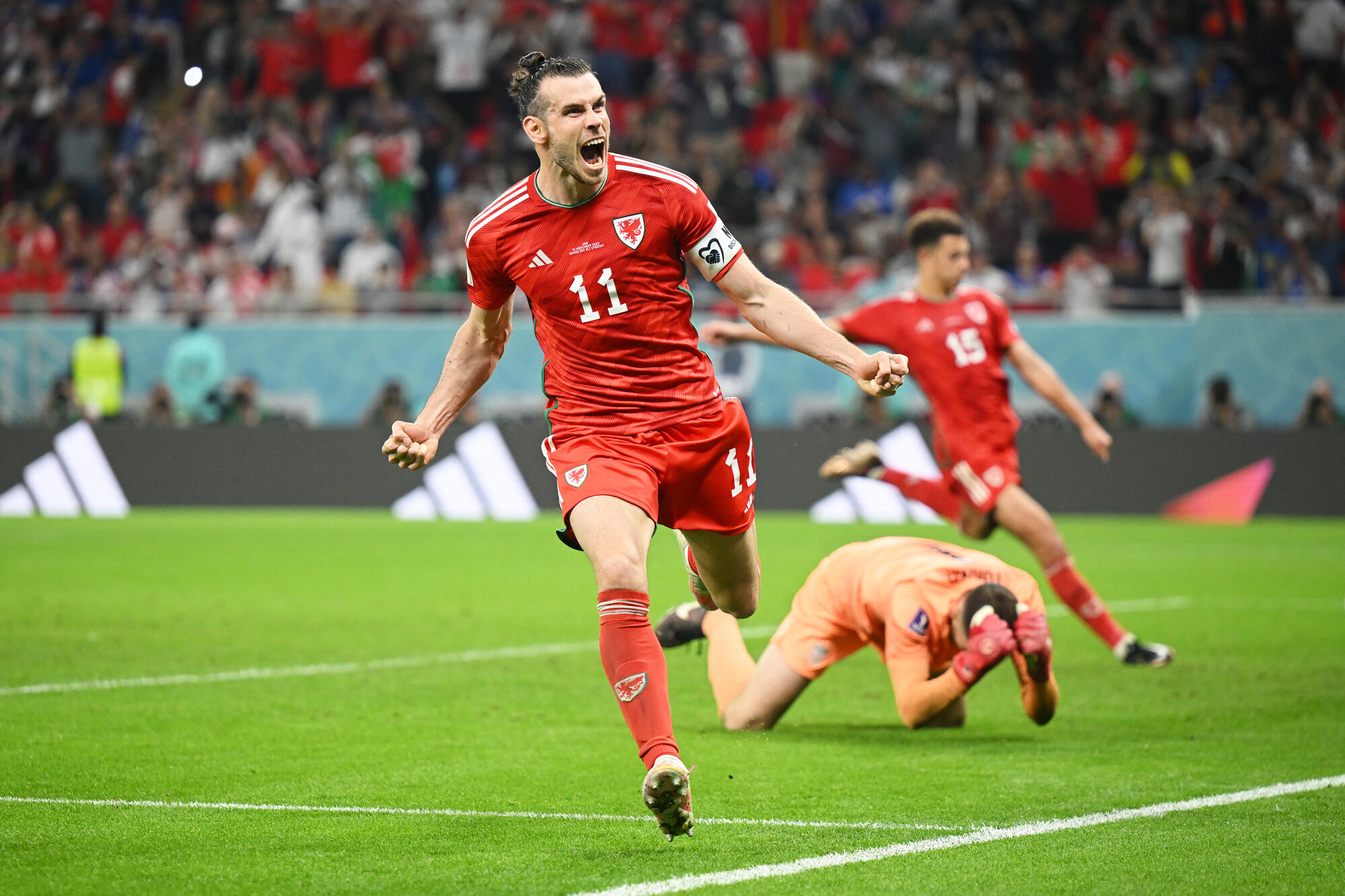 Wales hold USA to 1-1 draw with Bale's penalty-Xinhua