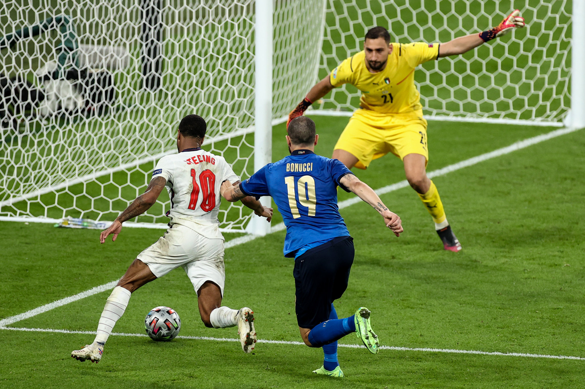 Футбол чемпионат европы трансляция на канале. Футбол. Championship England Final 2024. Euro 2024 Football. Soccer in England.