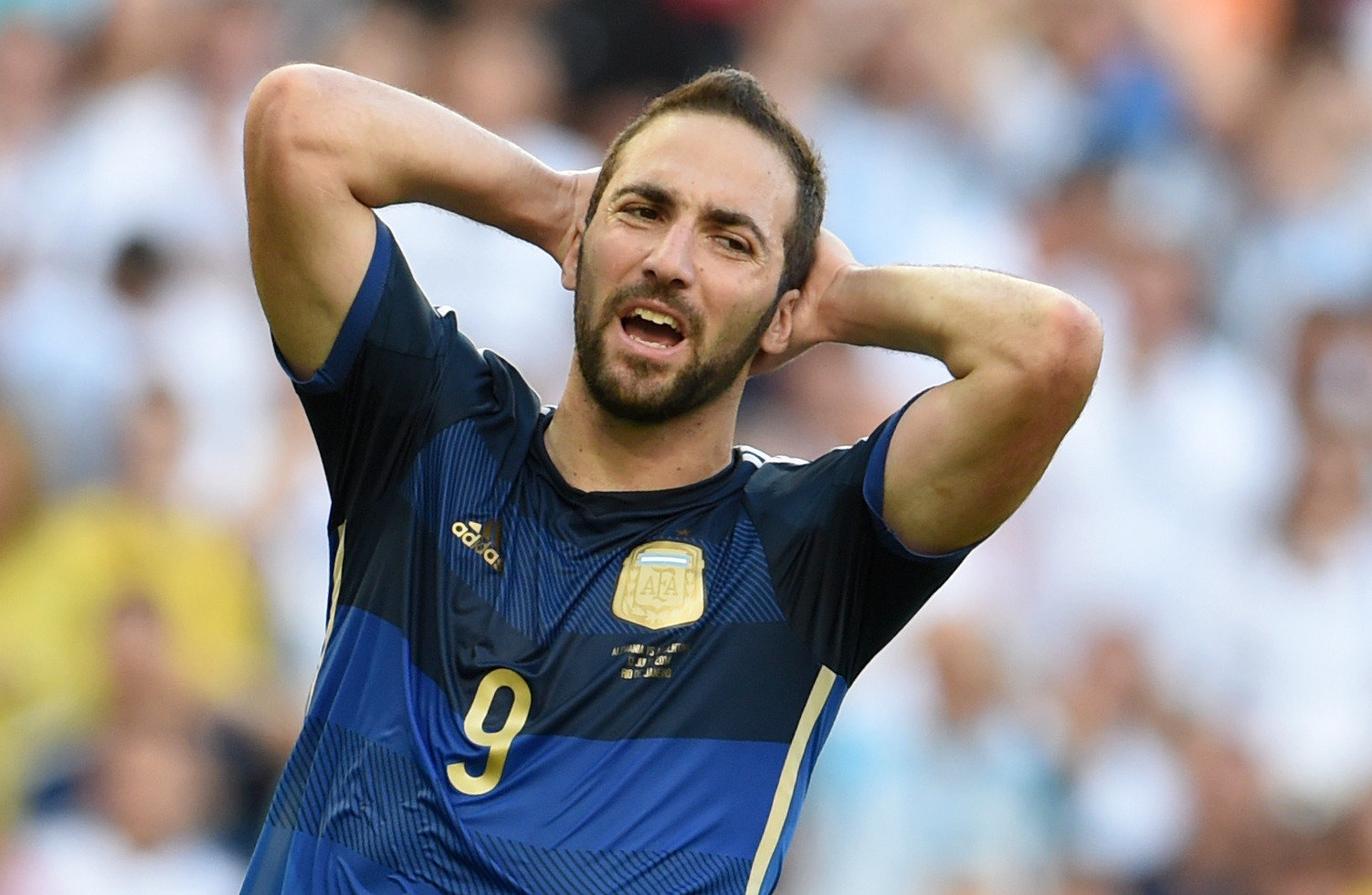 Juventus Step In To Block Chelsea Move For Gonzalo Higuain