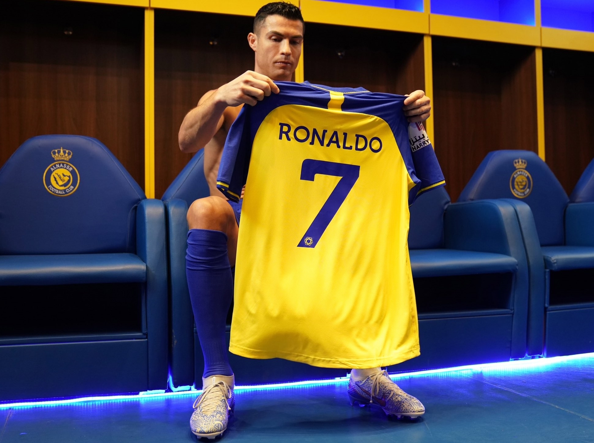 Cristiano Ronaldo joins Al Nassr: Saudis flock to buy football